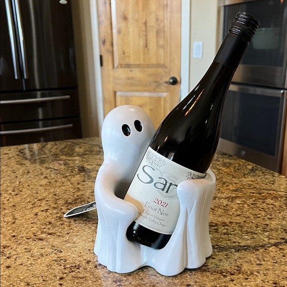 Wild Eye Designs | Ghost Wine Bottle Holder & Halloween Inspired Wine Charm Set - Picture 8 of 8